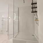 2 Bedroom In Kreuzberg *