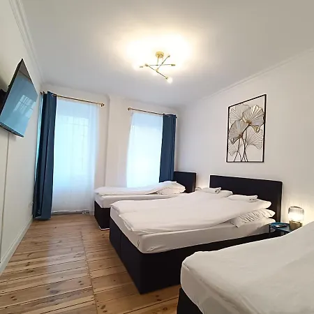 2 Bedroom In Kreuzberg Appartement Berlijn