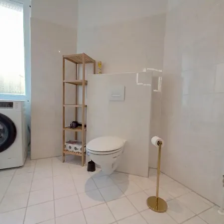 2 Bedroom In Kreuzberg Appartement Berlijn